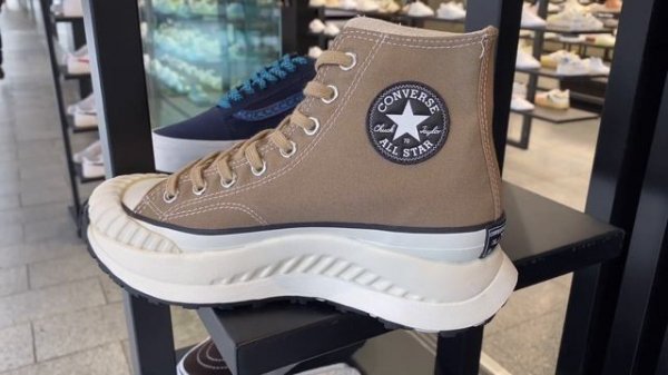 Converse Chuck 70 AT-CX “Sandalwood” - Style Code: A02528