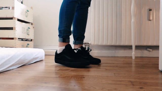 Vans Old Skool BLACK/BLACK - ON FEET / UNBOXING смотреть онлайн