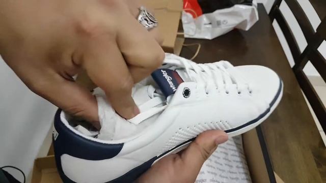unboxing wrangler shoes white and black смотреть онлайн