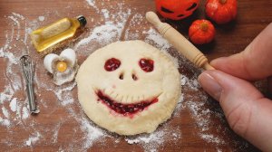 Приготовила Мини Пирог на Хэллоуин 🎃👻  Пугающе Вкусный Пирог для Halloween! 🤩 Мини Кухня