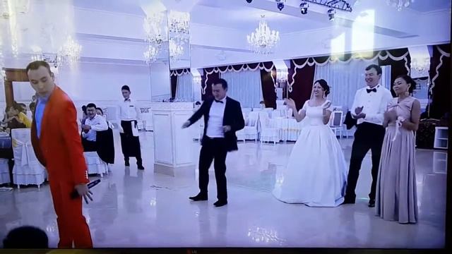 Выход дружка. Это клево смотреть онлайн