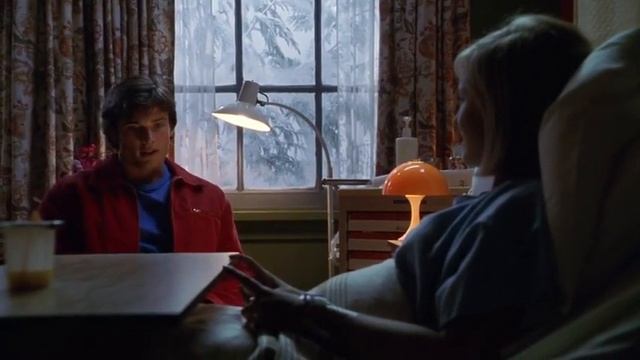 Smallville 5x01 - Clark Takes Chloe To A Hospital In Yukon