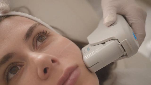 Может ли Ulthera заменить хирургическую подтяжку? смотреть онлайн