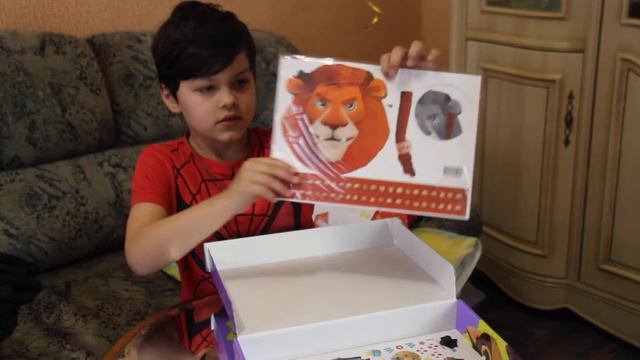 Распаковка и обзор WOWbox книга "Кіт у чоботях" смотреть онлайн