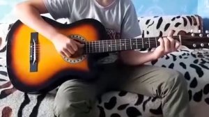 Простая мелодия на гитаре для начинающих гитаристов.