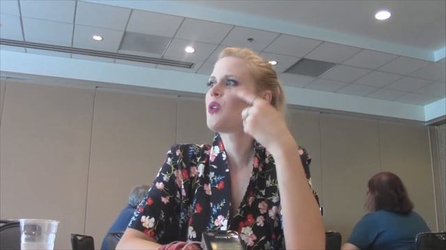 Stan Against Evil Press Conference SDCC 2018 смотреть онлайн