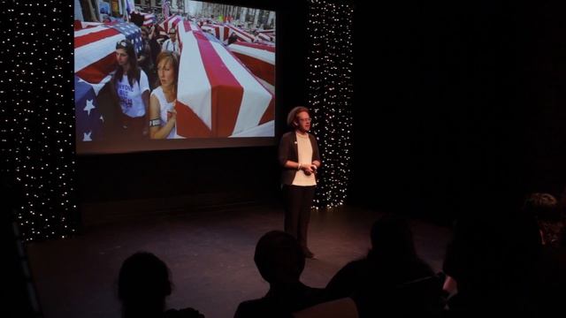 Senior Symposium: Brennan O'Rourke, Embodied Performance: Mourning in the Public Sphere смотреть онлайн