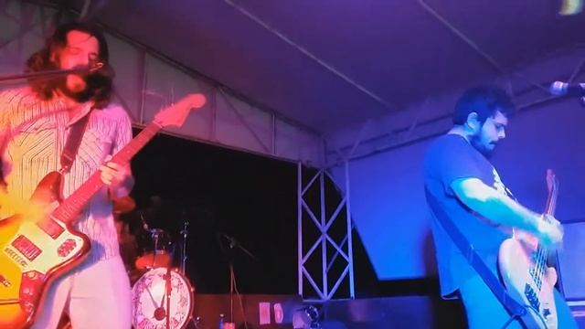 VIBE NO FESTIVAL DA SKAYP UP MUSIC #2 MAD GRINDER смотреть онлайн