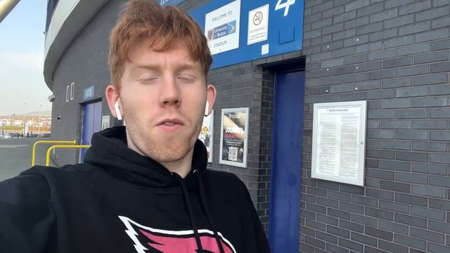 SNEAKING INTO A BOX AT BOLTON WANDERERS STADIUM!! - ALMOST CAUGHT! | Bolton Wanderers Stadium Tour смотреть онлайн