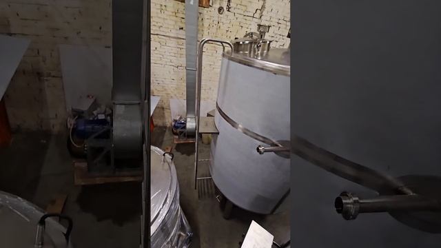 Ёмкости производственные для молока 3 по 6000 литров смотреть онлайн