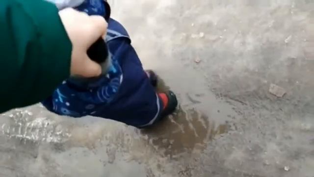Прогулка в Nordman Lumi по луже смотреть онлайн