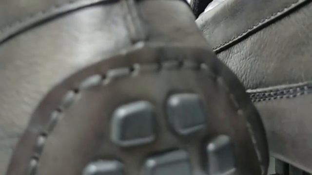 Antique finishing effect moccasins смотреть онлайн