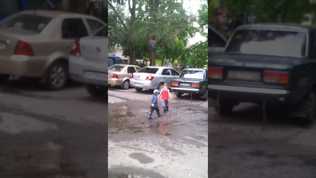 Бег по лужам. Часть1 смотреть онлайн