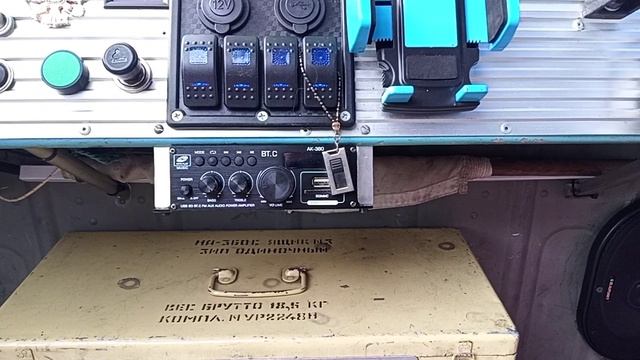 Звук в лодке.mp4 смотреть онлайн