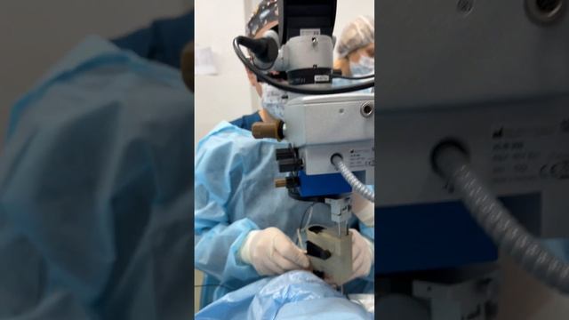 Макулярный разрыв, операция. Доктор Унгурьянов. Март 2024 смотреть онлайн