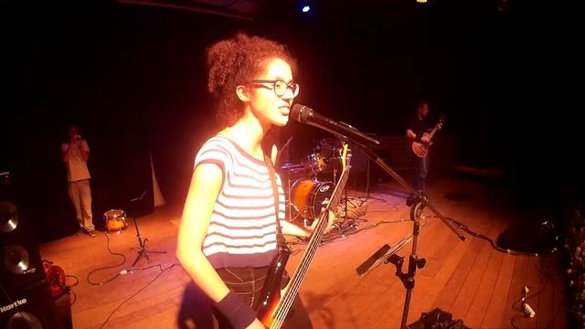 Banda Ametais - Days Go by (The OffSpring) 21-08-17 UFRJ смотреть онлайн