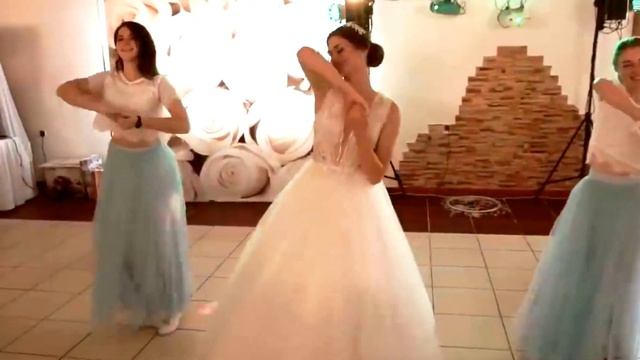 ЛЯ ТЫ КАКАЯ исп.  дует Zeleno