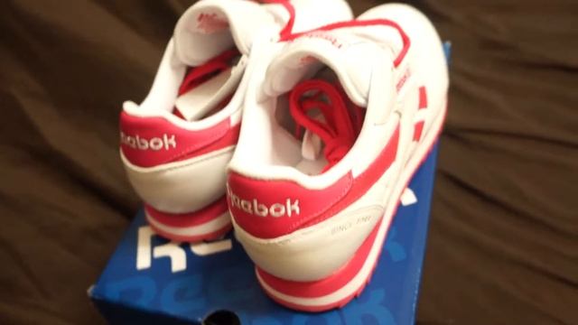 Reebok Lifestyle CL смотреть онлайн