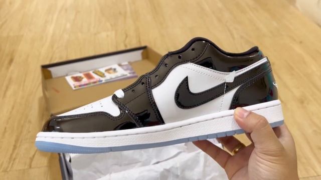 AIR JORDAN 1 LOW SE BLACK WHITE CONCORD