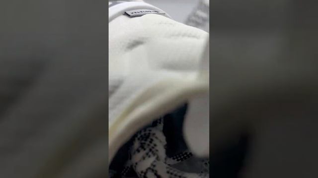 Ботинки зимние Nike ACG Zoom Gaiadome Gore-Tex белые смотреть онлайн