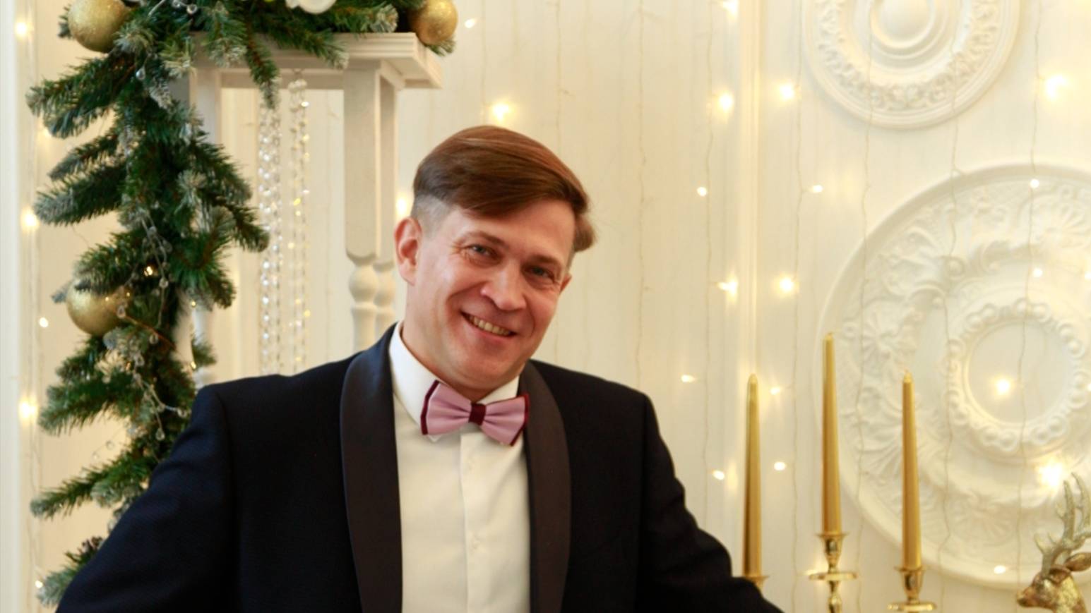 Ведущий на Новогодний Корпоратив смотреть онлайн