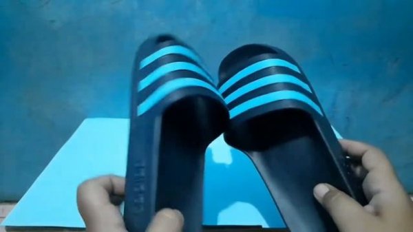 Adidas Adilette Aqua Slides | Sandal Mandi dari Adidas