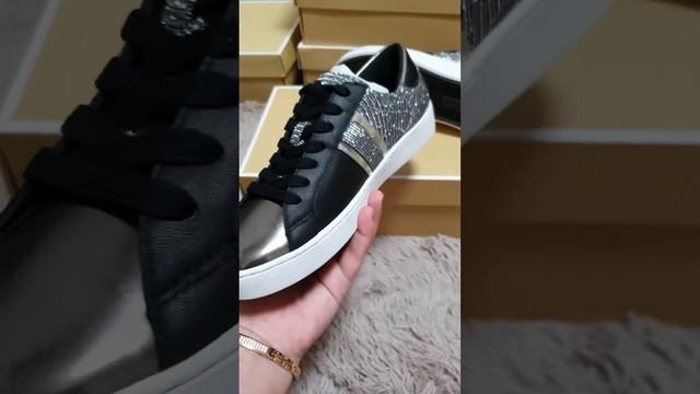Michael Kors Flat's, Slip-on & Sneakers смотреть онлайн