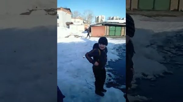 большая глубокая лужа !