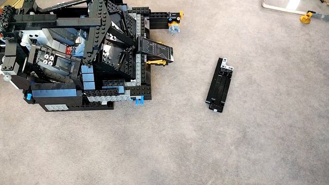 SET 76240 LEGO BATMAN THE DARK KNIGHT BATMOBILE TUMBLER
