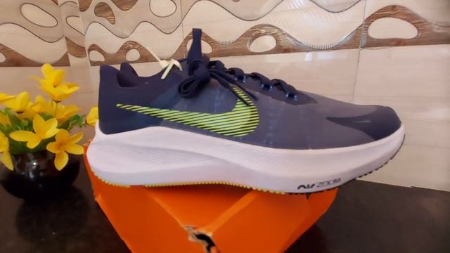 nike men blue zoom winflo 8 running shoes смотреть онлайн