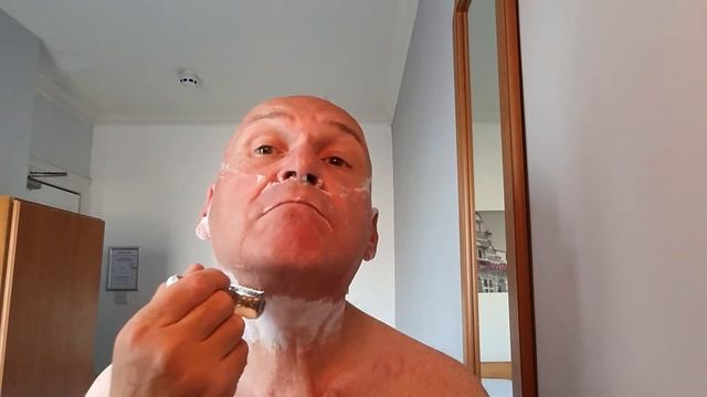 Muhle R41 DE Safety Razor. The Goodfellas Smile Amber Fougere Soap And Splash. Big Jock Synthetic.