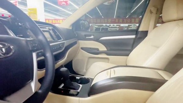 Цена Toyota Highlander 2021, 2WD 2.0, 7 мест