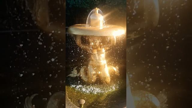 Завораживает #helenlin1 #завораживает #залипательноевидео #фонтан #иллюзия