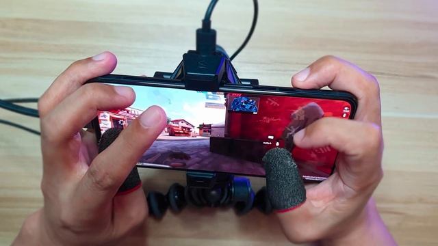 He was Accusing Me of HACKING After I 1v4 Clutched Them...😂 смотреть онлайн