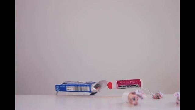 SPF stalker- encouraging you to wear spf lipbalm смотреть онлайн
