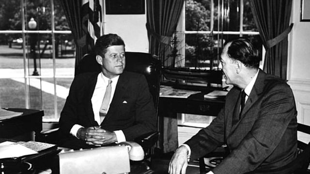 John F Kennedy - America's Visionary President (Biography) смотреть онлайн