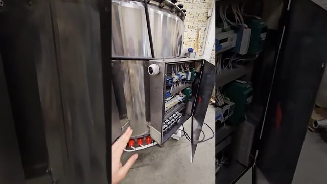 Автоматизированная вакуумно-выпарная установка ВВУ на 1000 литров смотреть онлайн