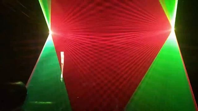 Show Room Laser Show Two Steps from hell 1 смотреть онлайн