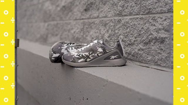 Reebok(リーボック)とロスコのコラボスニーカーを紹介します‼️ смотреть онлайн