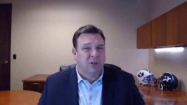 Debt Collectors Spying on Your Social Media? смотреть онлайн