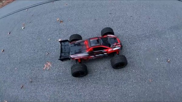 Traxxas XRT + Arrma Kraton 8s Showin Off, Racing and Crashng