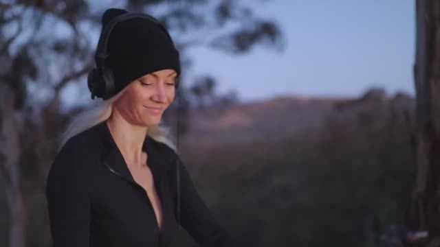 PEZSI [DJ-SET 2024] X RAZOR - Melodic & Peak Time Driving Techno [1080p]