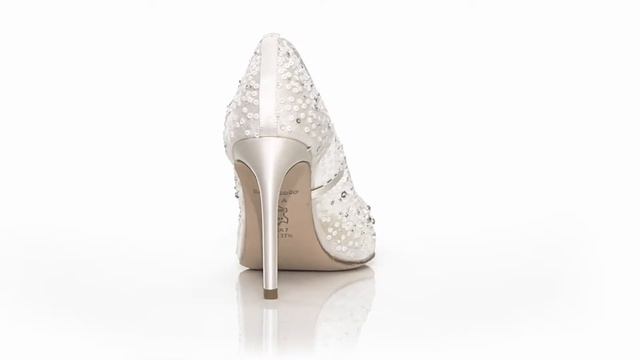 Prettiest Cinderella Wedding Shoes You'll Ever See - Bella Belle Elsa Ivory смотреть онлайн