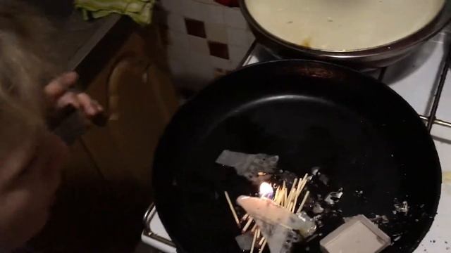 Тихон и Никон эксперименты с огнем. 2018г смотреть онлайн