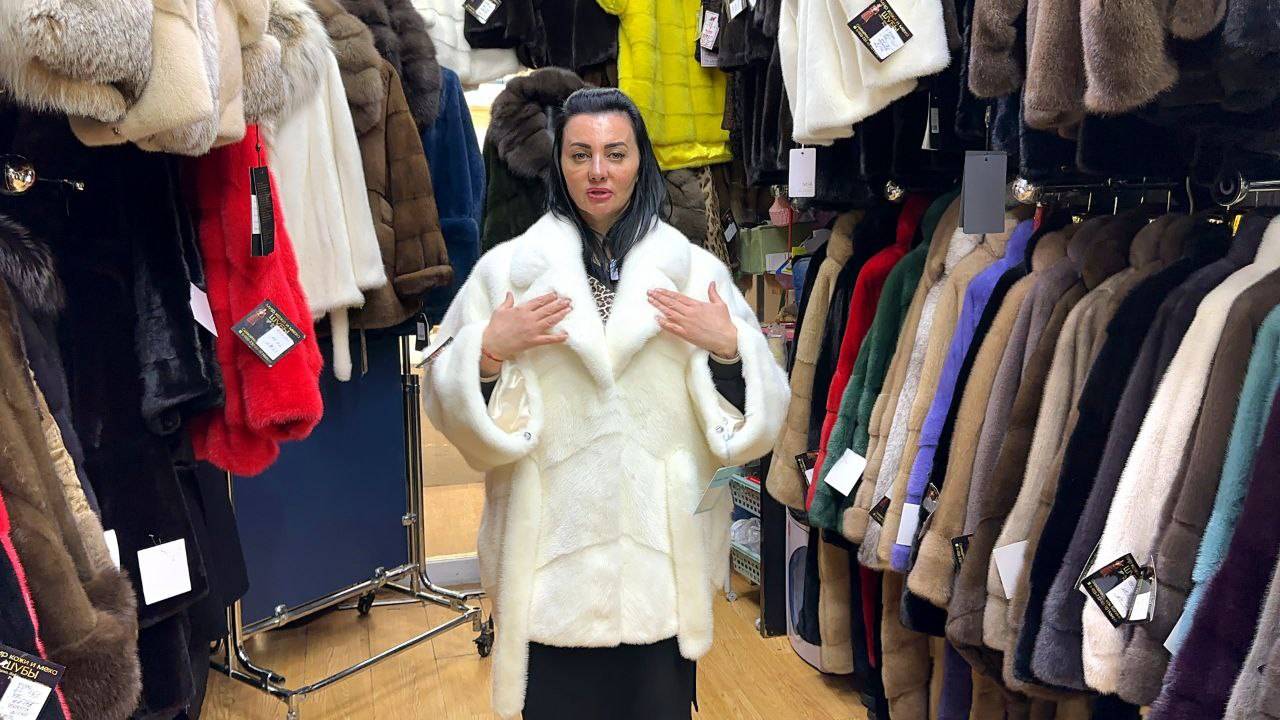 «Мир меха у Наиры» Большая коллекция роскошных норковых шуб на Садоводе смотреть онлайн