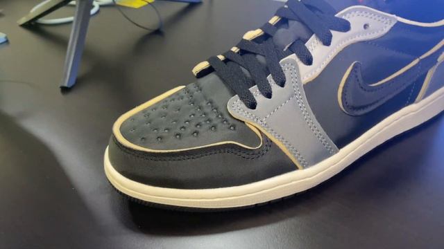 JORDAN 1 LOW OG BLACK SMOKE GREY! BEST JORDAN 1 LOW RELEASE OF THE YEAR!? (Shoe Review/Cop Or Drop) смотреть онлайн