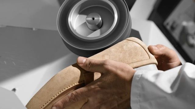 Loro Piana Savoir-Faire: White Sole смотреть онлайн