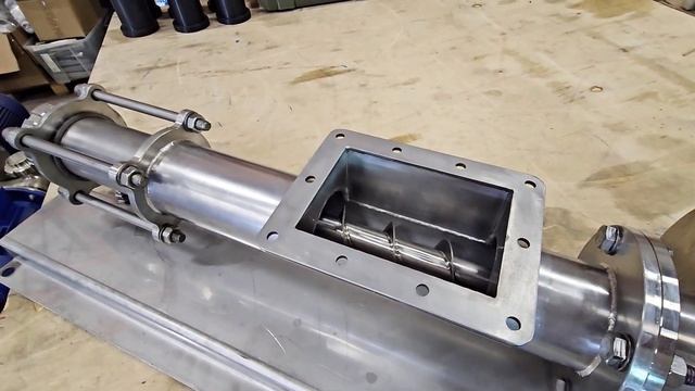 Винтовой насос со шнеком для яблочного пюре смотреть онлайн