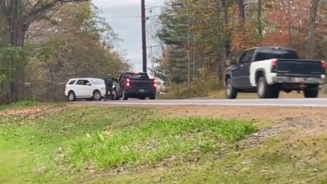 "Expert Insights on Maine Mass Murderer Robert Card" смотреть онлайн