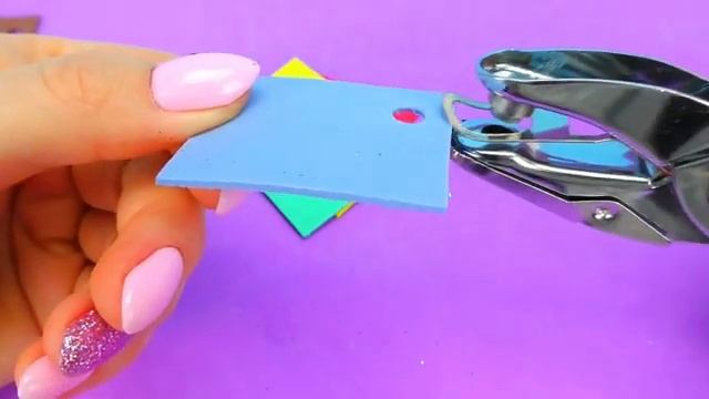 36 DIY Barbie Hacks ~ Summer crafts, Miniature Makeup, Shoes, Mini Food & More смотреть онлайн